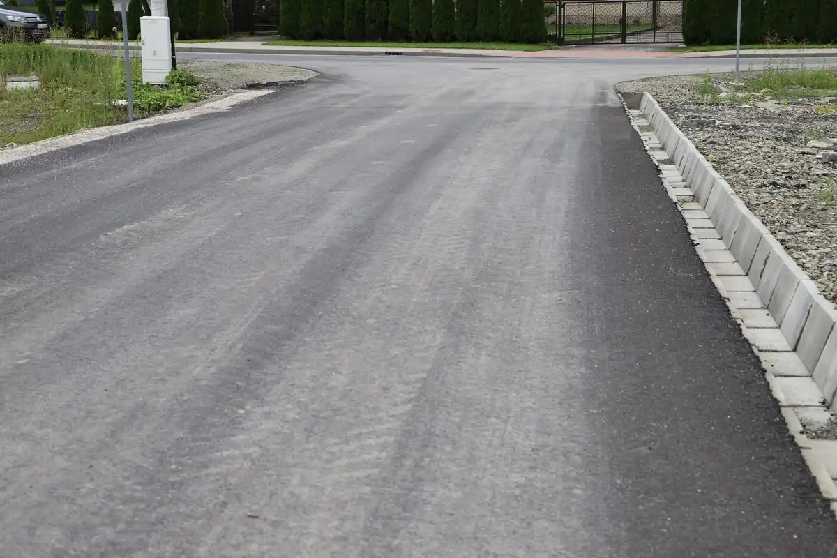 Drogi w Walowej Górze i Młynnem zmodernizowane