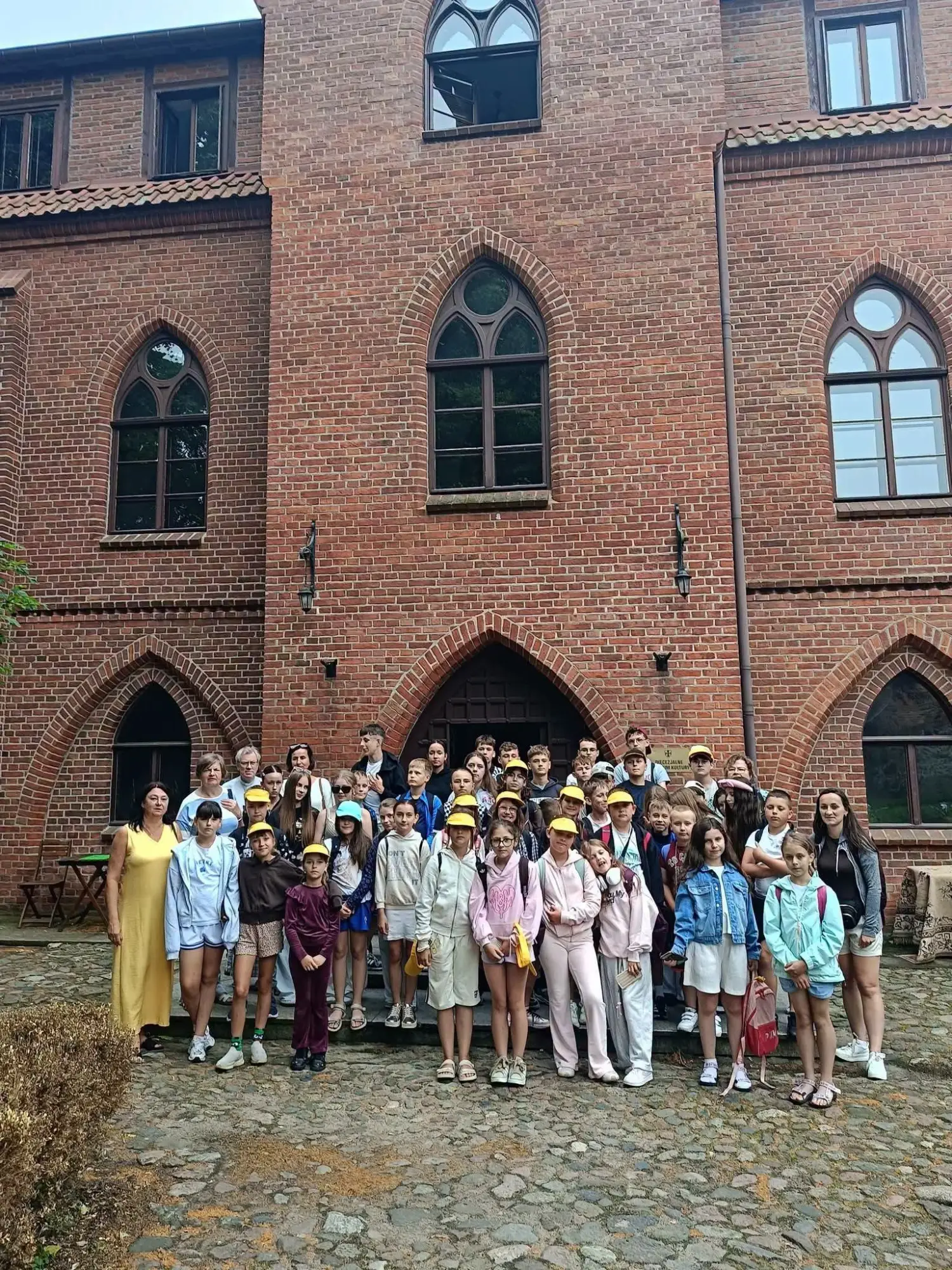 Młodzież z Gminy Łososina Dolna odkrywa Polskę. Zwiedzili Trójmiasto, Malbork i Toruń