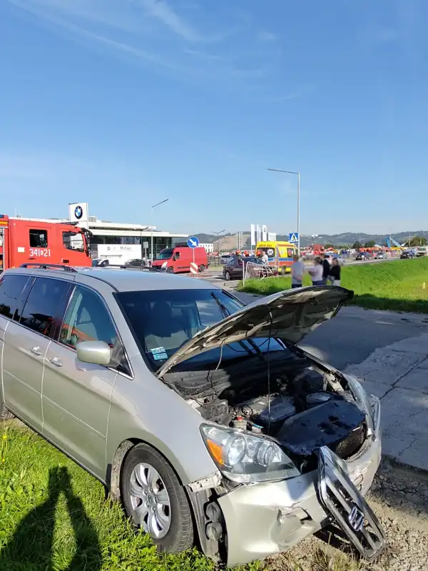 Kolizja w Wielopolu. Jedna osoba trafiła do szpitala
