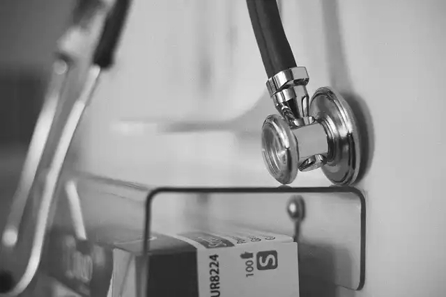 Sprawdź, czy masz osteoporozę. Darmowe badania dla osób 50+