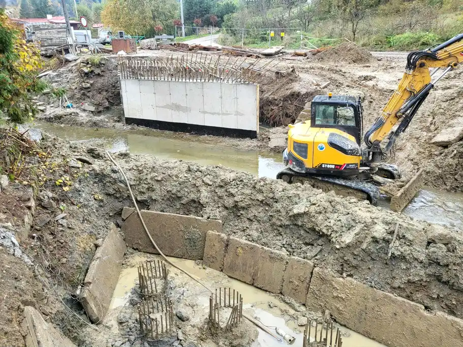 Po dziesięciu latach Piątkowa odzyska most. Prace wkraczają w decydującą fazę