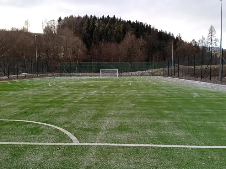 Modernizacja sportowego kompleksu przy SP nr 1 zakończona