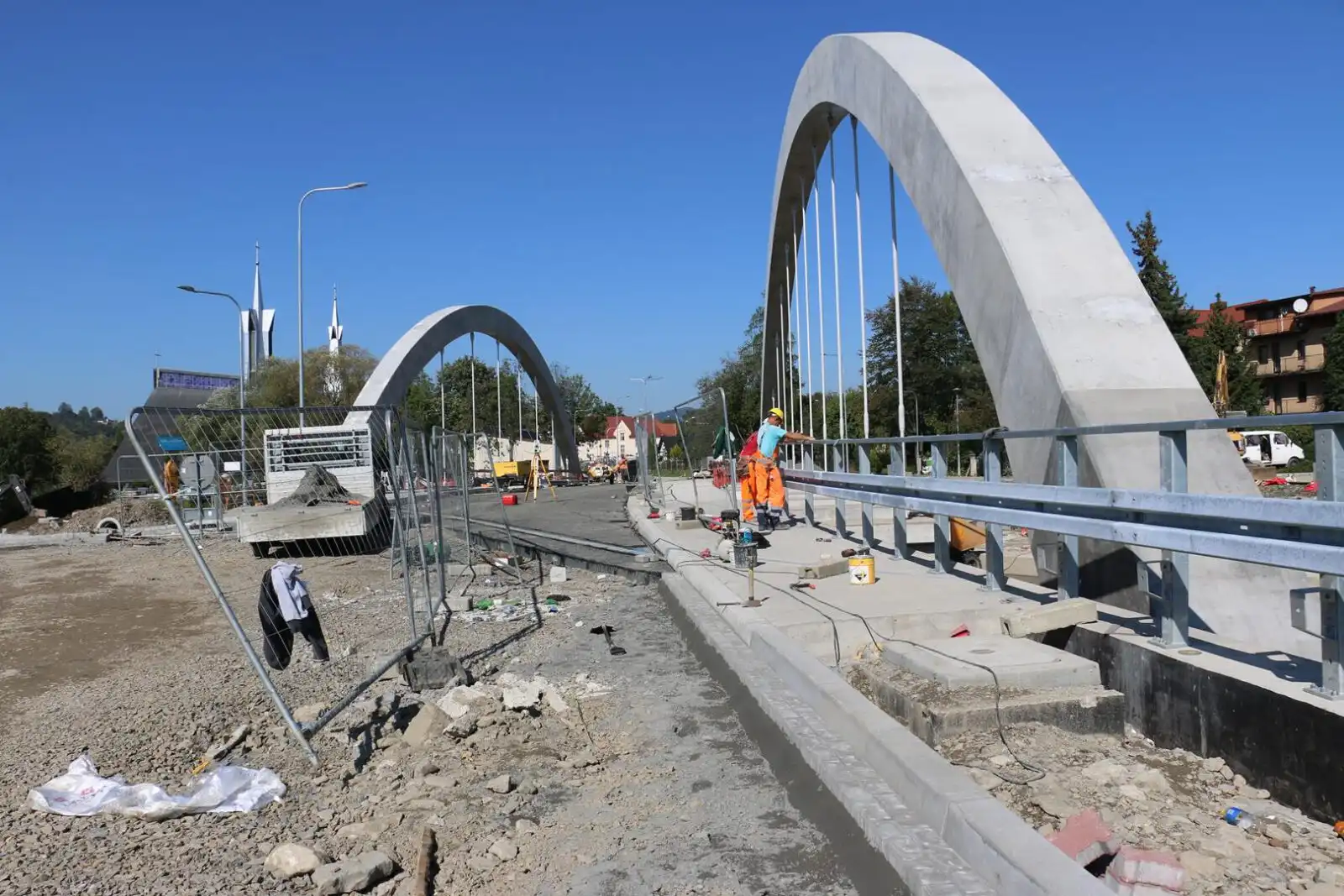 Limanowa: Budowa mostu w ciągu ulicy Lipowej postępuje