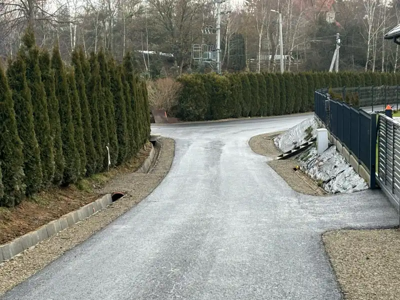Nowa droga w Dąbrowej gotowa przed świętami