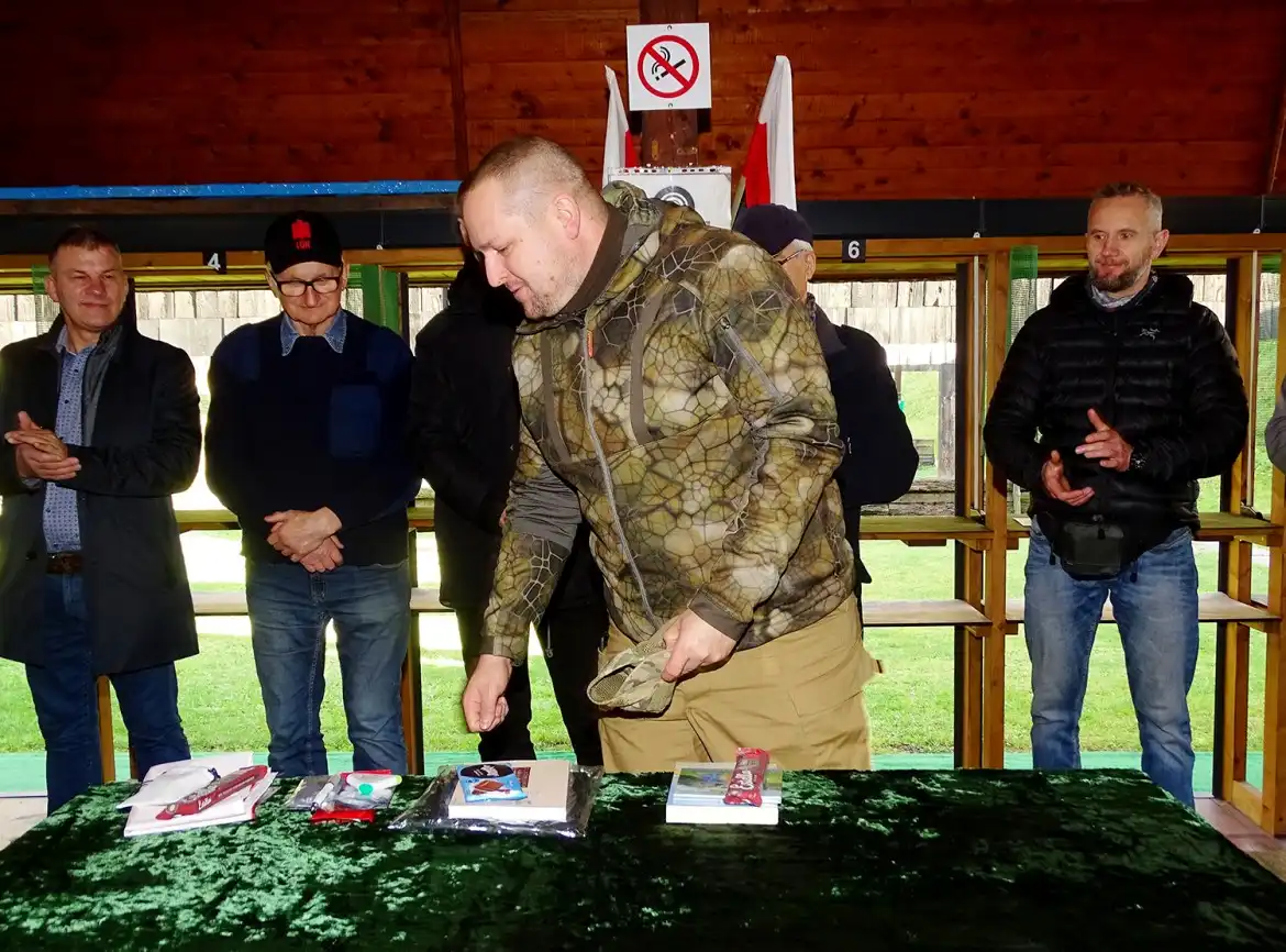 Nowy Sącz: Zawody strzeleckie z okazji 104. rocznicy odzyskania przez Polskę niepodległości