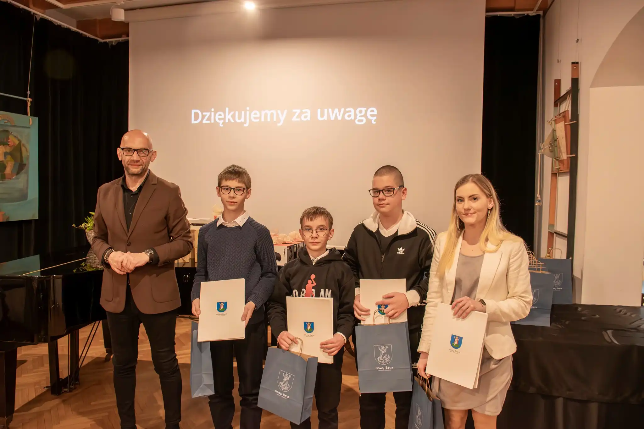 Młodzi mistrzowie recyklingu nagrodzeni w Nowym Sączu