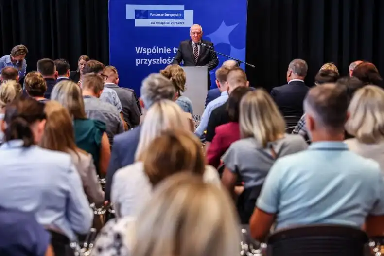 Małopolskie Konferencje o Ekologii. Samorządowcy w Krakowie i Nowym Sączu omawiają Fundusze Europejskie