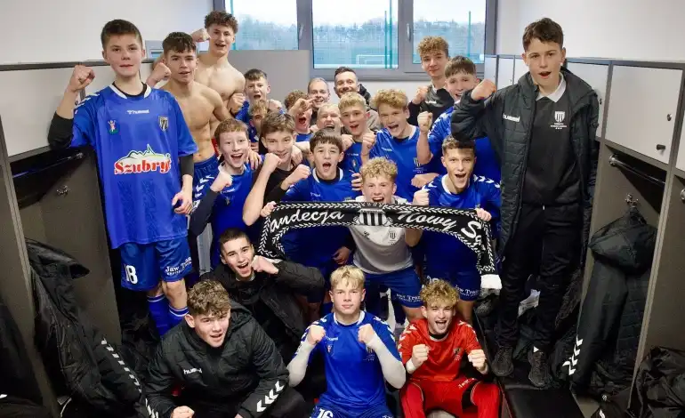 Zespół U-15 z awansem do Centralnej Ligi Juniorów