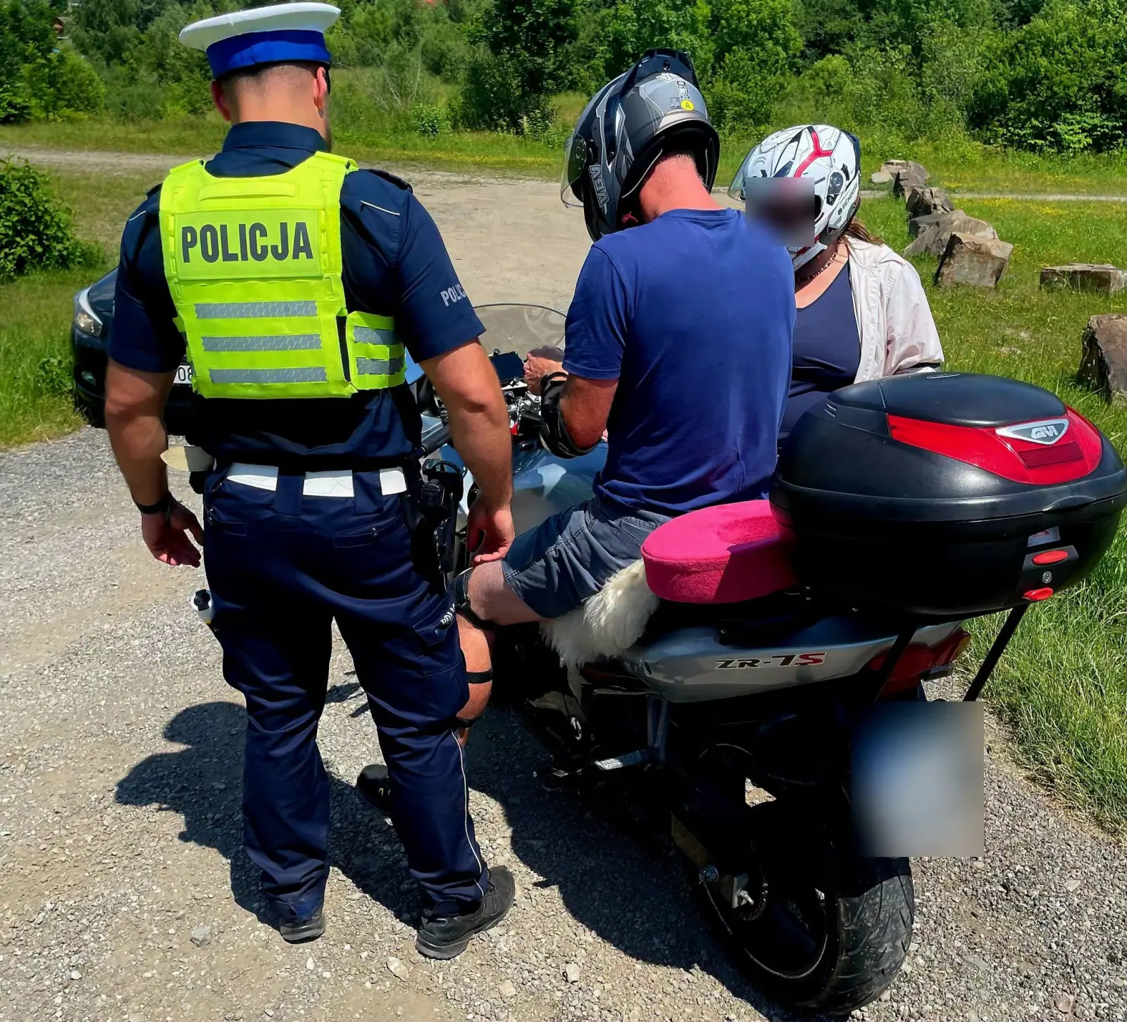Pierwszy weekend wakacji pod znakiem wypadków i pijanych kierowców. Policja miała pełne ręce pracy