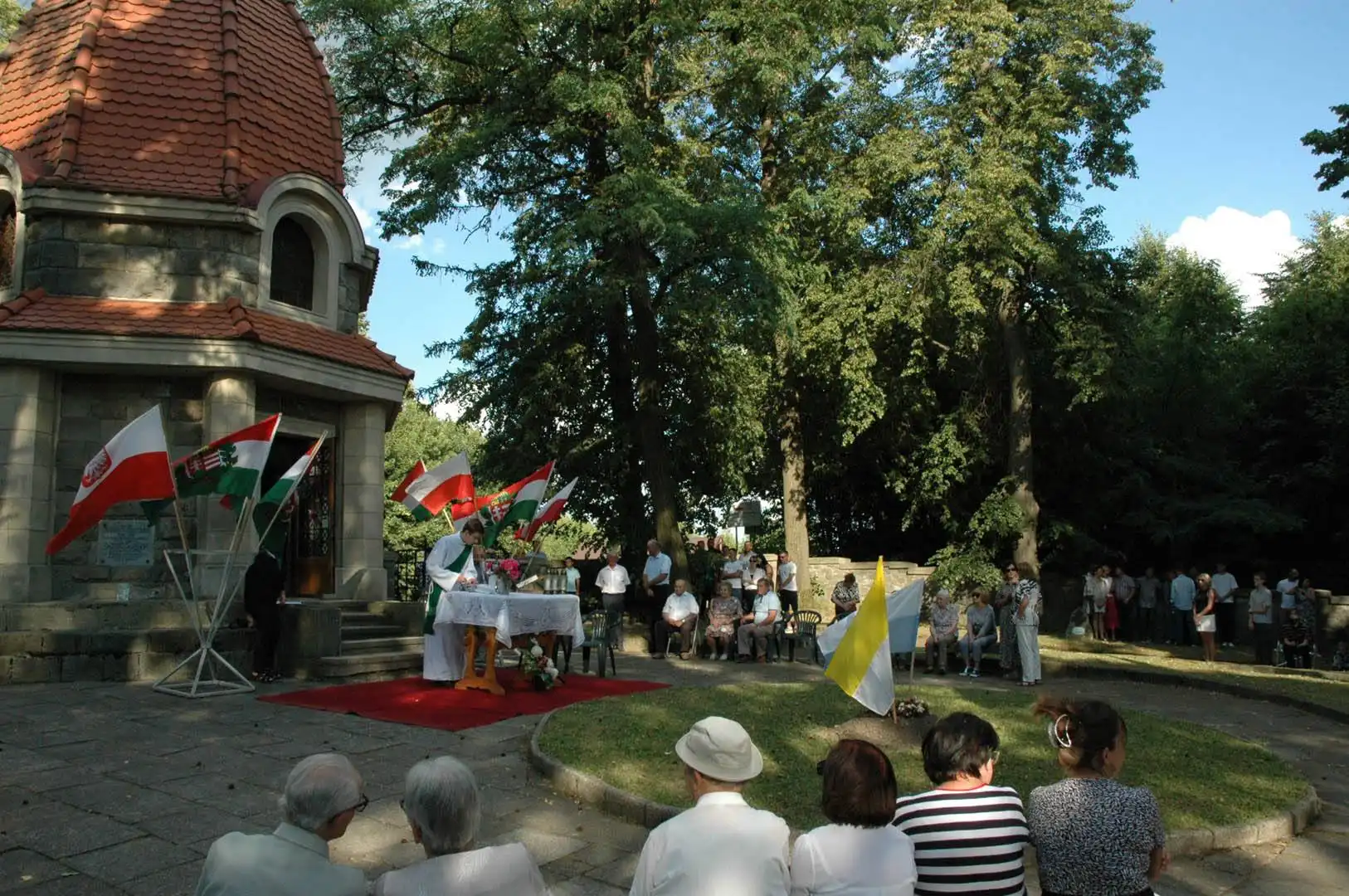 Limanowa pielgrzymuje na Jabłoniec. Doroczna Msza Święta na cmentarzu wojennym