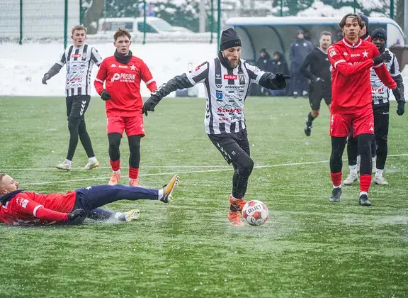 Mocne otwarcie zimowych przygotowań. Sandecja wygrywa pierwszy sparing