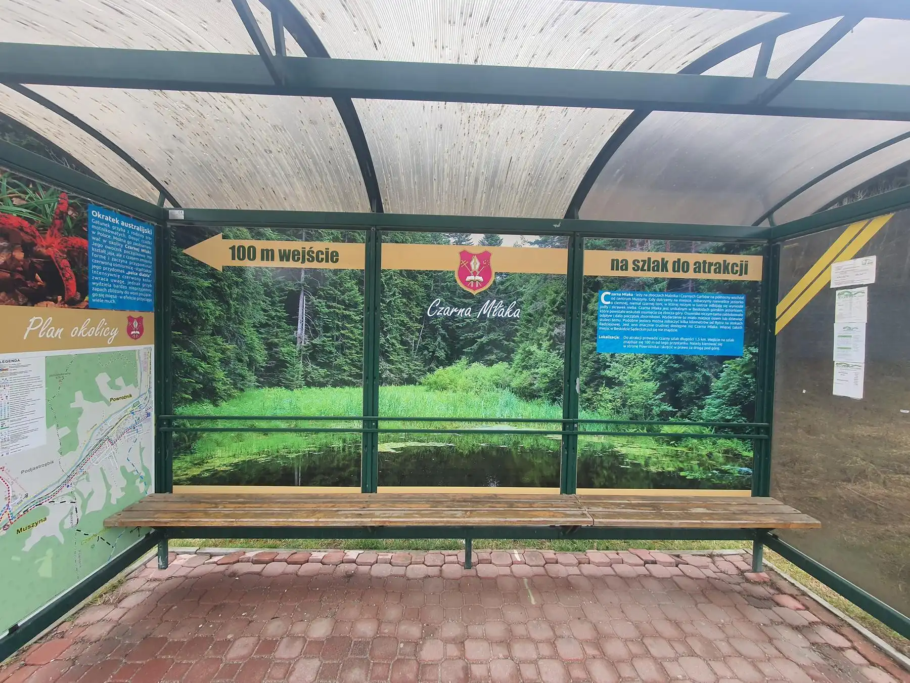 Wandalizm w Muszynie! Nieznani sprawcy demolują przystanki!