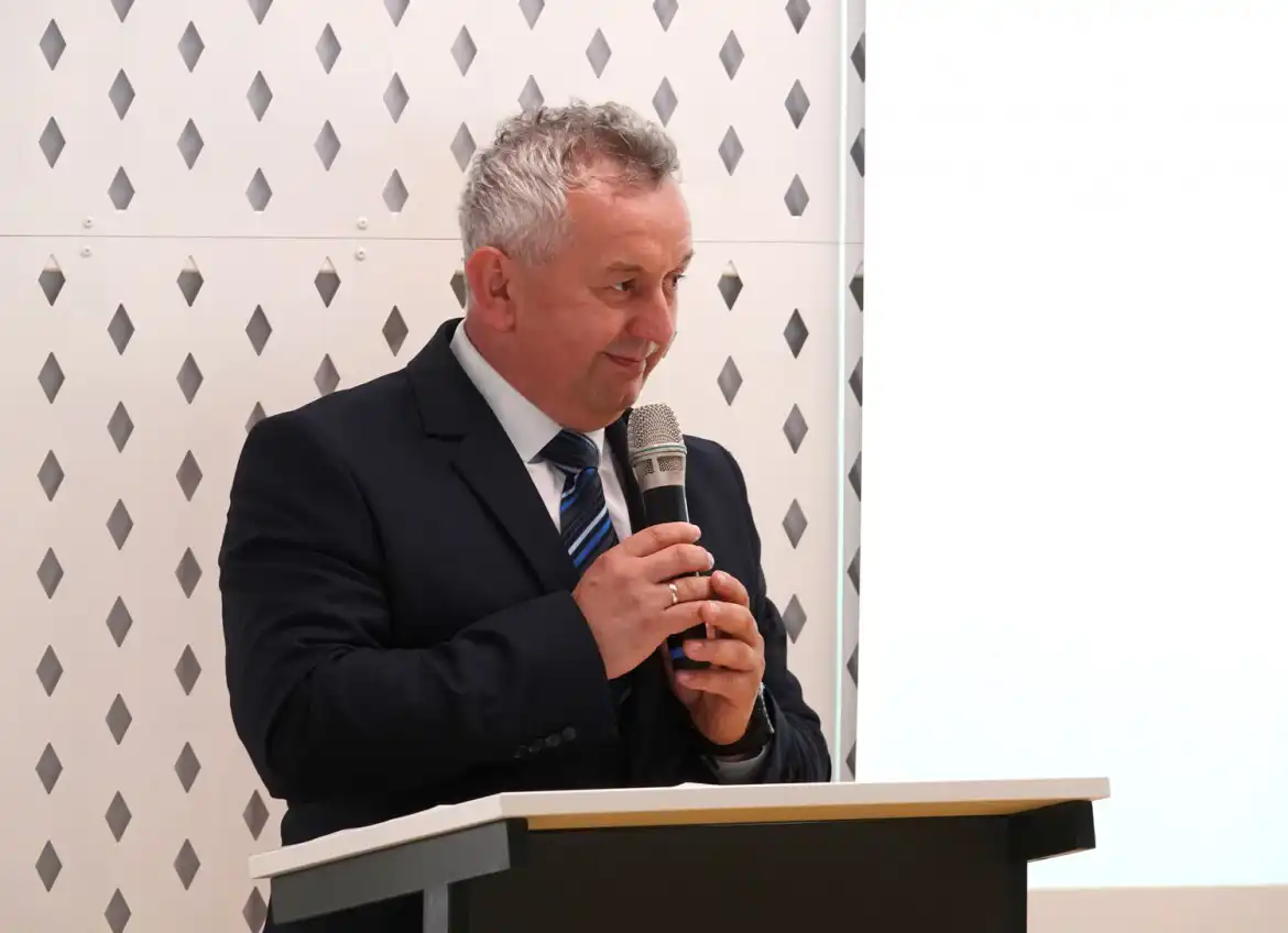 Dzień Bibliotekarza w Przysietnicy. Starosta wręczył nagrody za propagowanie czytelnictwa