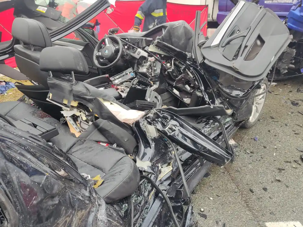 Śmiertelny wypadek na DK75. Nie żyje młody mężczyzna