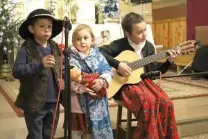 Parafialny Przegląd Kolęd i Pastorałek w Pisarzowej. Świętowanie tradycji i talentów