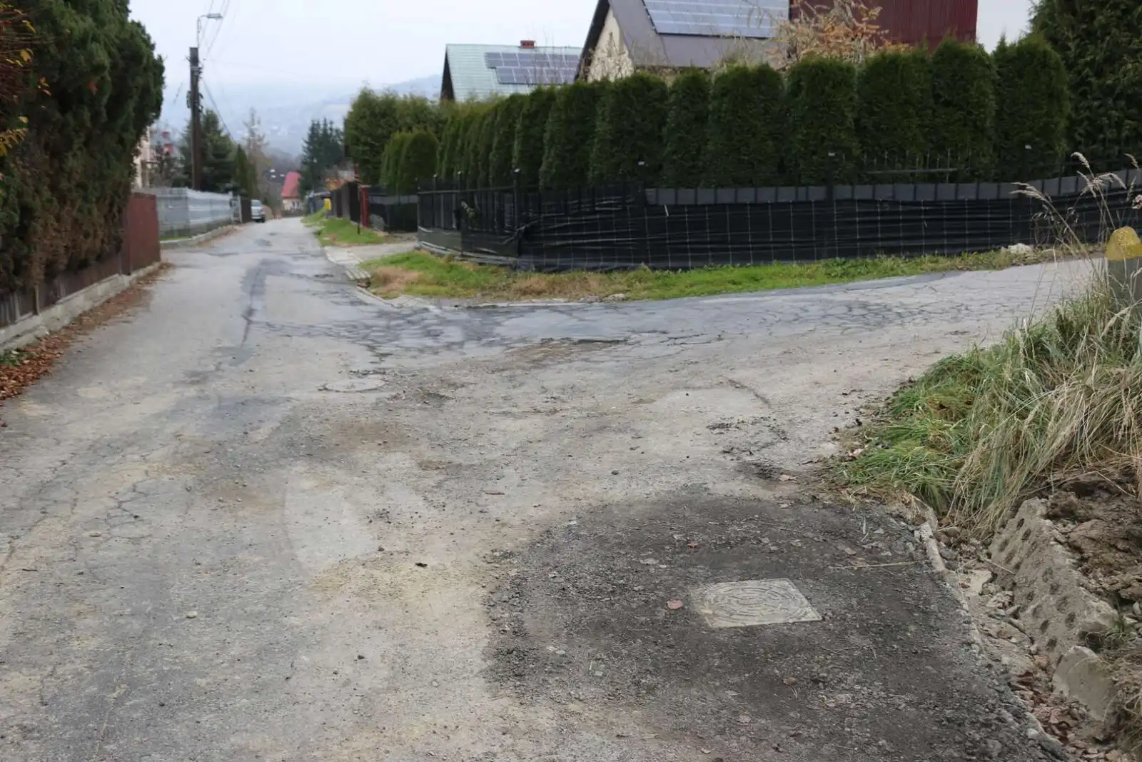 Nowa droga w Limanowej. Burmistrz podpisała umowę na remont ul. Flizaka