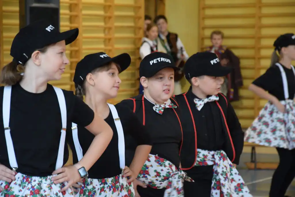 Goście z Turcji i Rumunii w Szkole Podstawowej nr 2 w Starym Sączu