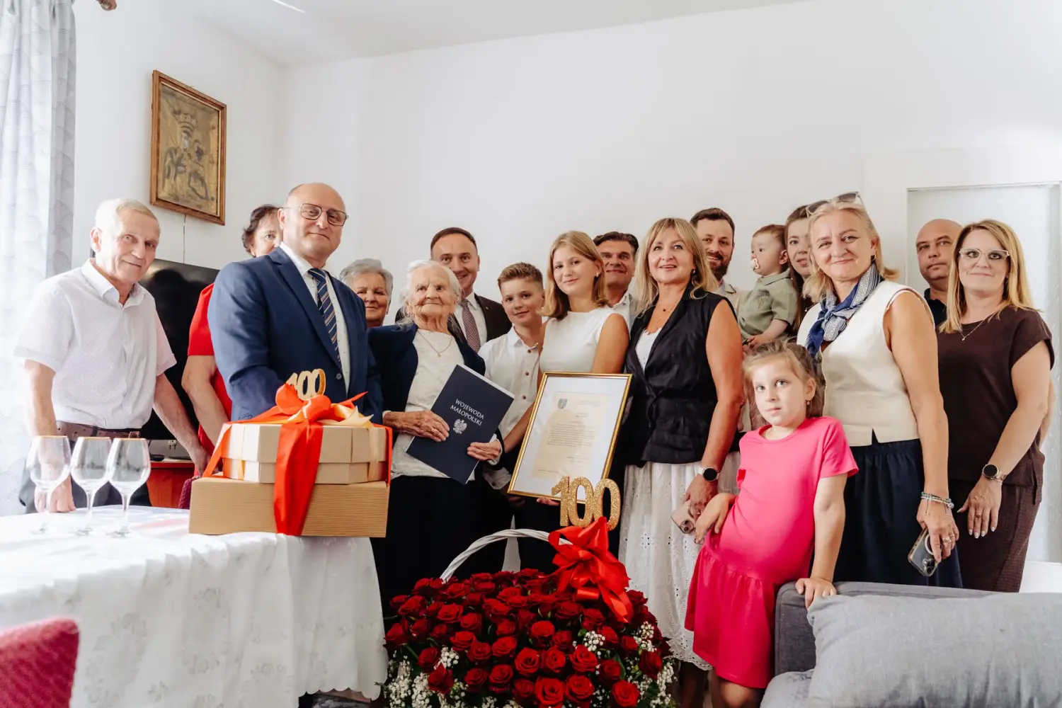 Wyjątkowy jubileusz w Ptaszkowej. Pani Maria Kiełbasa świętowała setne urodziny