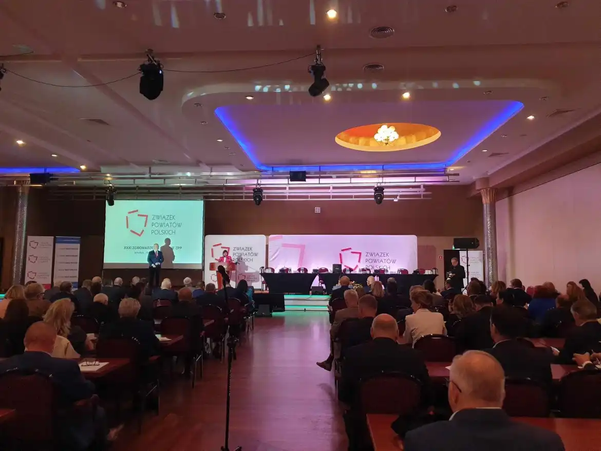 Wicestarosta Antoni Koszyk na Zgromadzeniu Powiatów w Mikołajkach. Zdrowie i prawo w centrum uwag