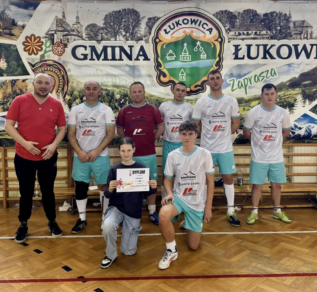 Czarne Mamby triumfują w turnieju futsalu dzikich drużyn