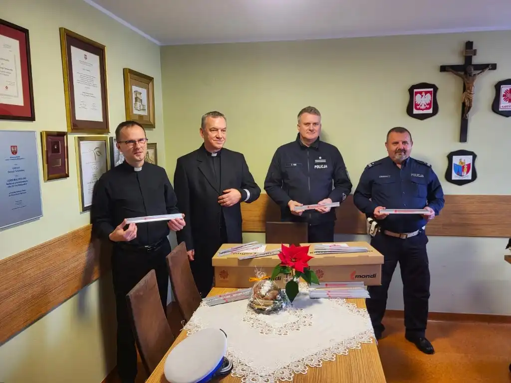 Do mieszkańców Sądecczyzny trafi pół tysiąca odblaskowych opasek