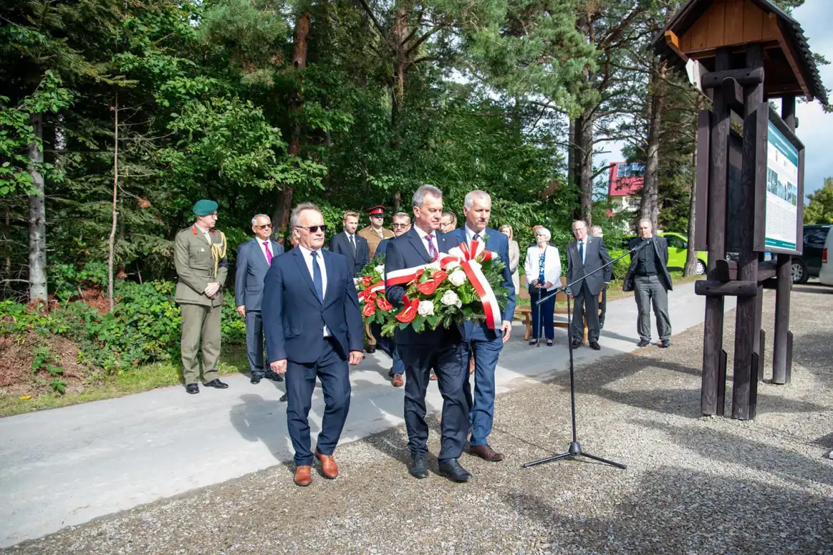 W Lipnicy Wielkiej uczcili pamięć brytyjskich lotników