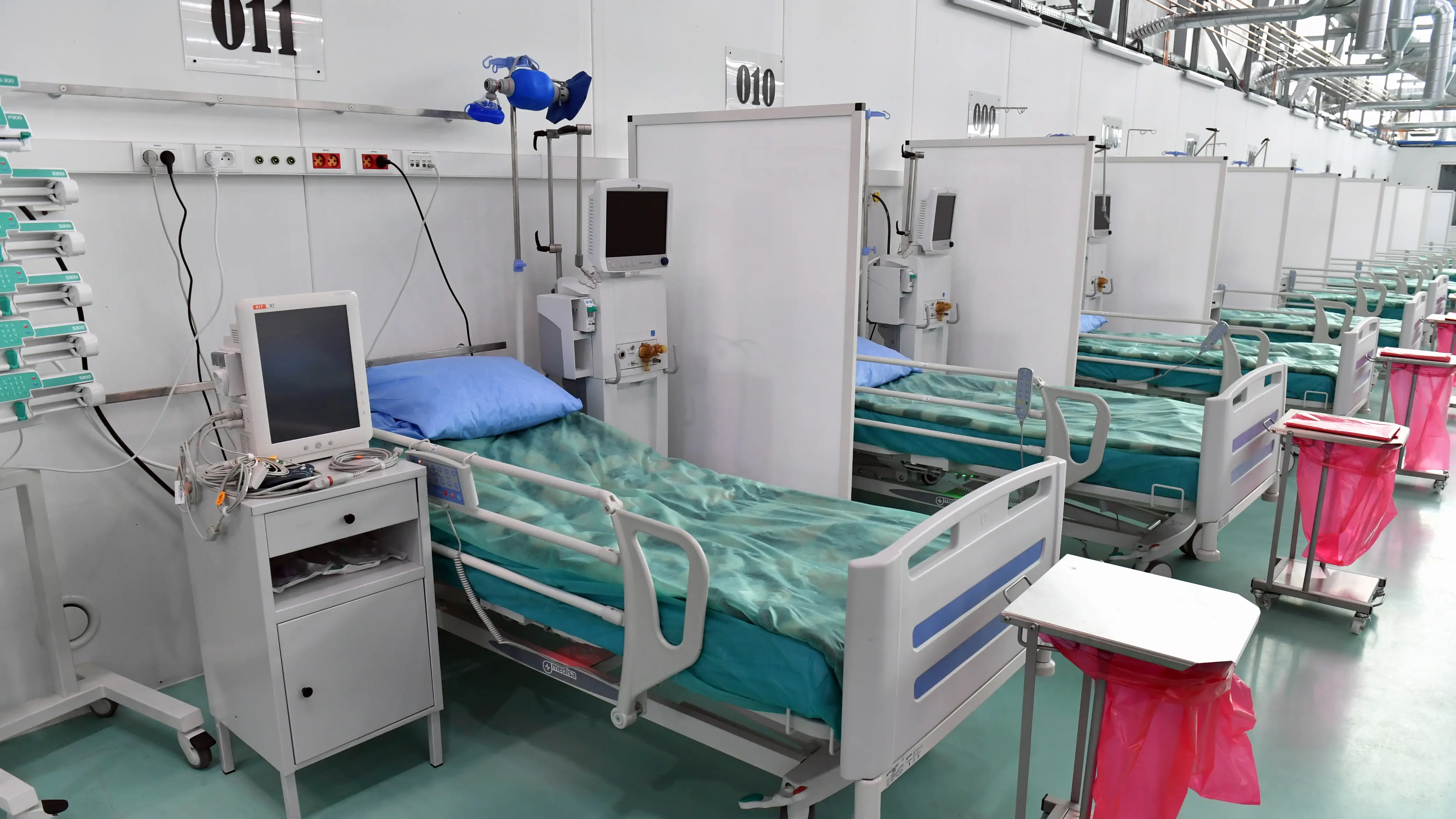 Wojskowy szpital tymczasowy na Okęciu gotowy do przyjęcia pacjentów