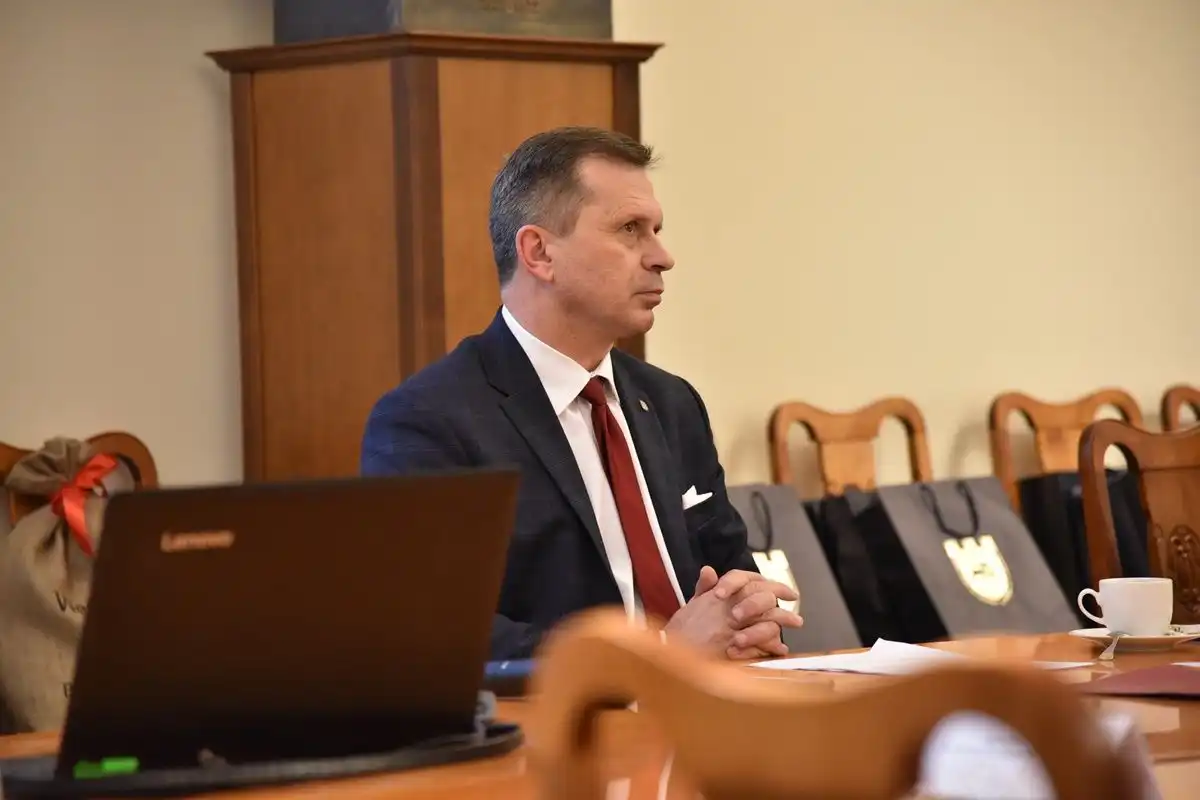 Posiedzenie Rady Naukowej ds. Strategicznych Kierunków Rozwoju Małopolski. Dyskutowano m.in. o zaplanowanej na jesień konferencji w Krynicy-Zdroju
