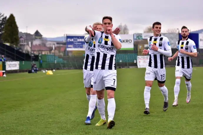 Sandecja pokonuje czterokrotnego Mistrza Polski - Widzew Łódź