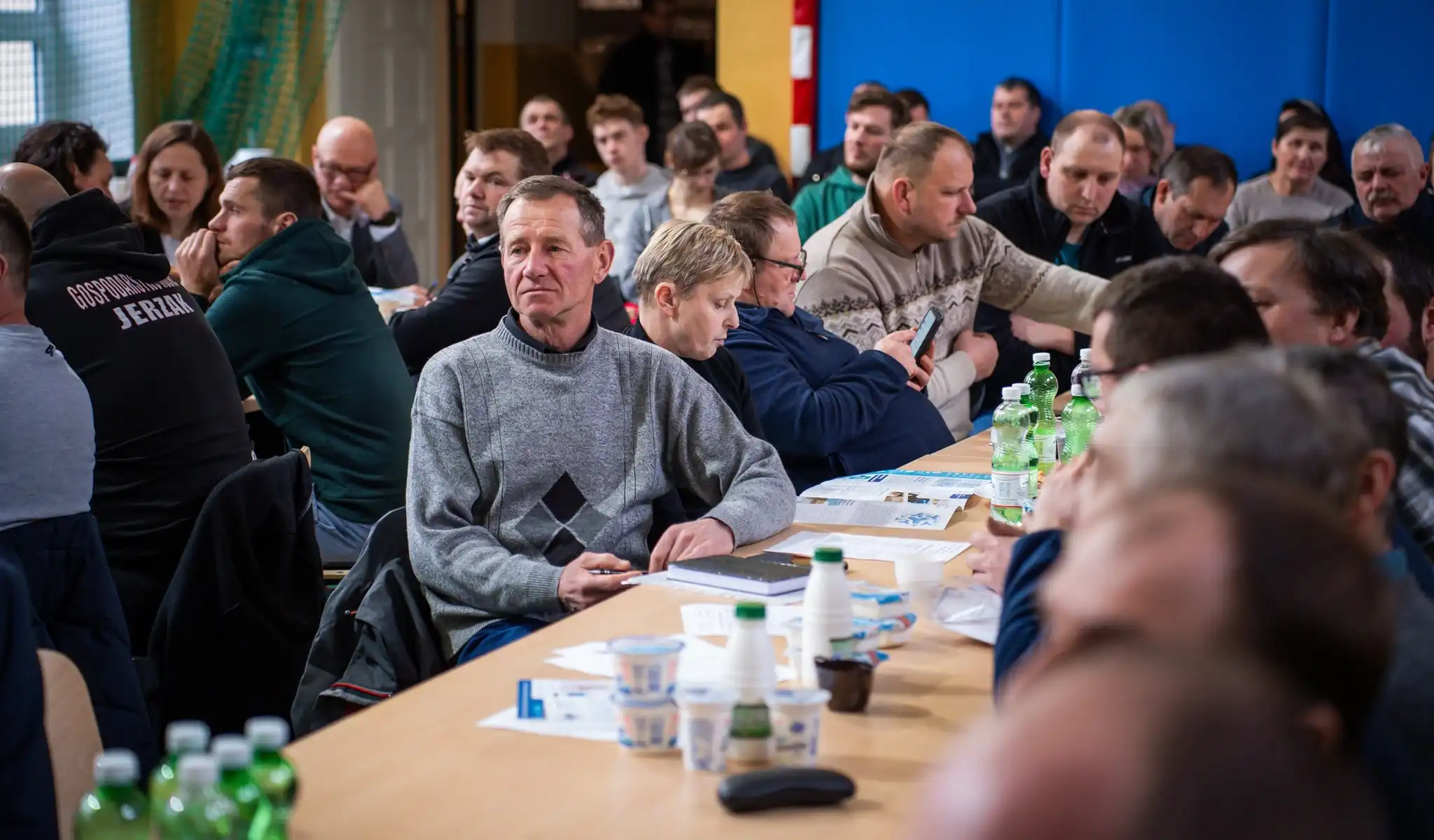 Jak wspierać lokalnych oroducentów? Starosta gorlicki spotkał się z rolnikami