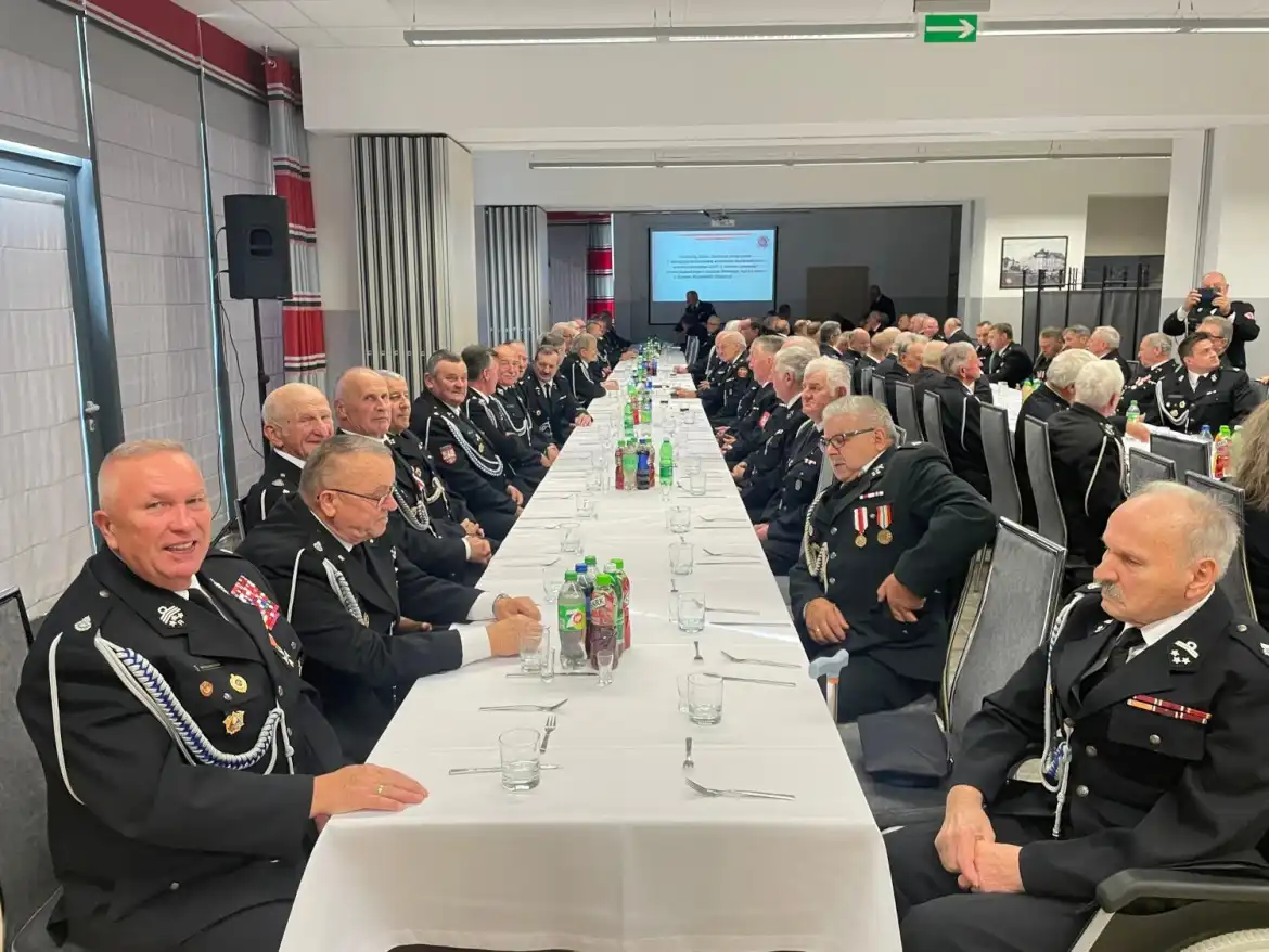 Strażacy-seniorzy uhonorowani w Mogilnie. Pokolenia łączą doświadczenia