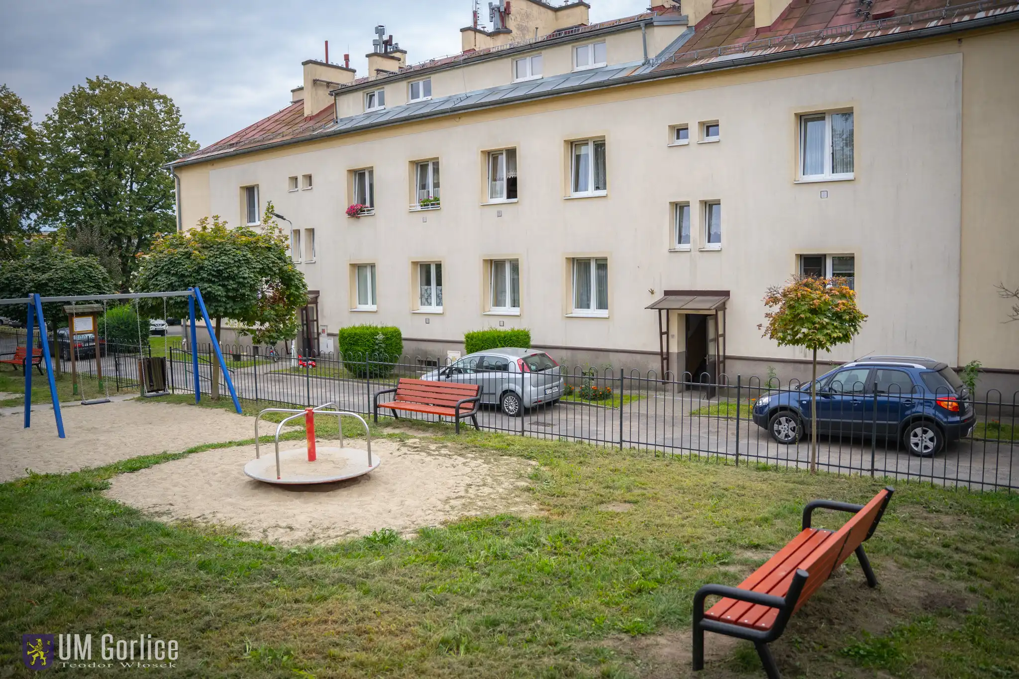 Nowe ogrodzenie placu zabaw przy ul. Wyszyńskiego