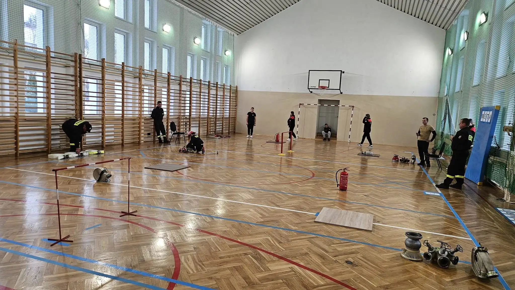 Młodzi strażacy na start! Gminne Halowe Zawody Sportowo-Pożarnicze w Łabowej
