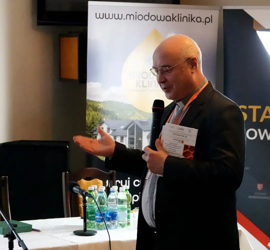 V Krajowa Konferencja Apiterapii w Kamiannej