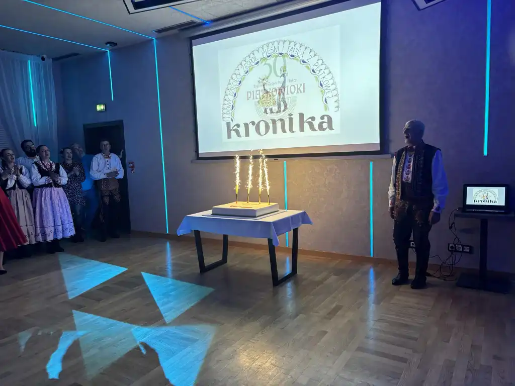 Symboliczne spotkanie. Piątkowioki zasiadają w miejscach wójtów i radnych