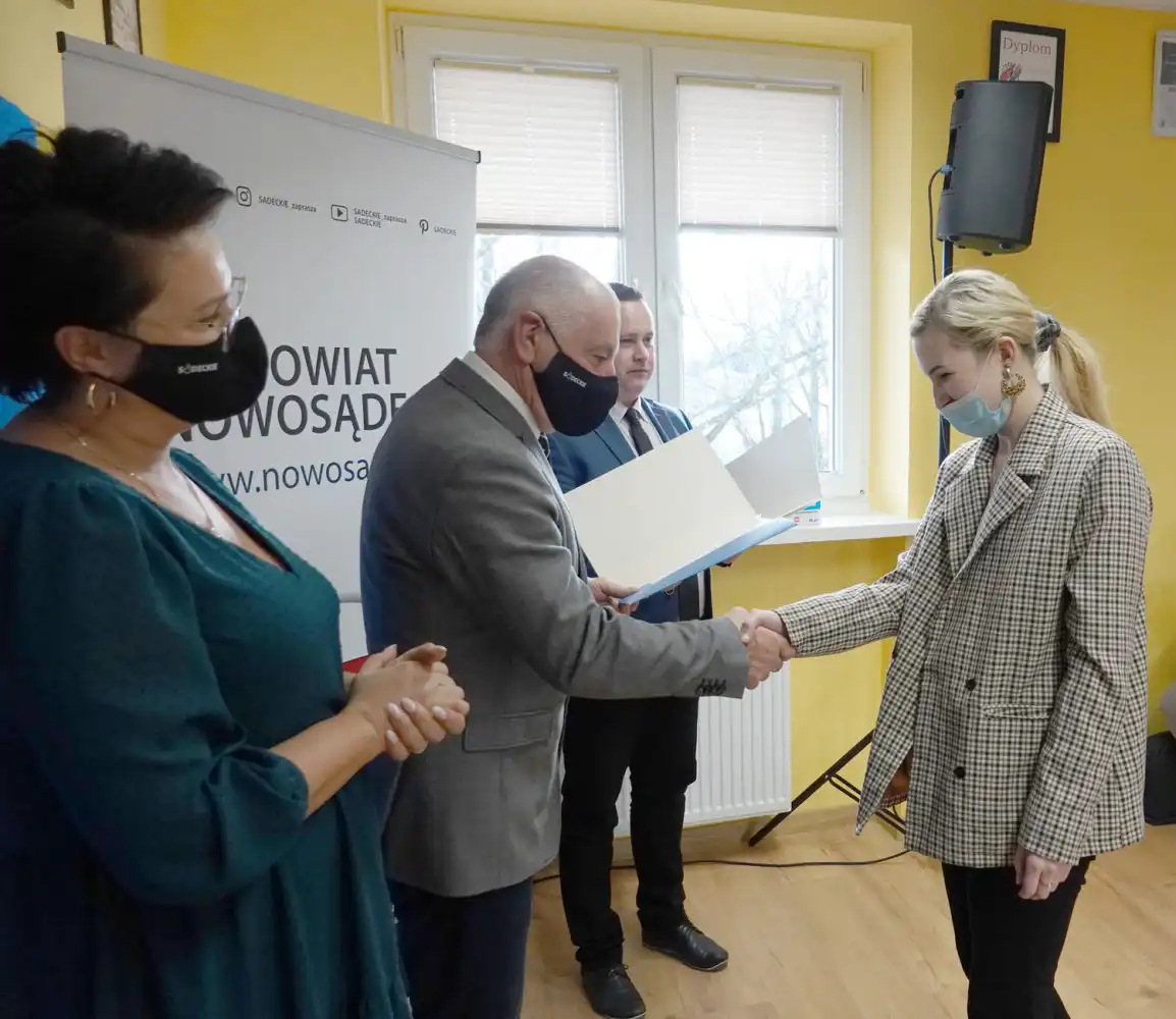 Powiat nowosądecki: Nie słabnie popularność szkółek ginących zawodów