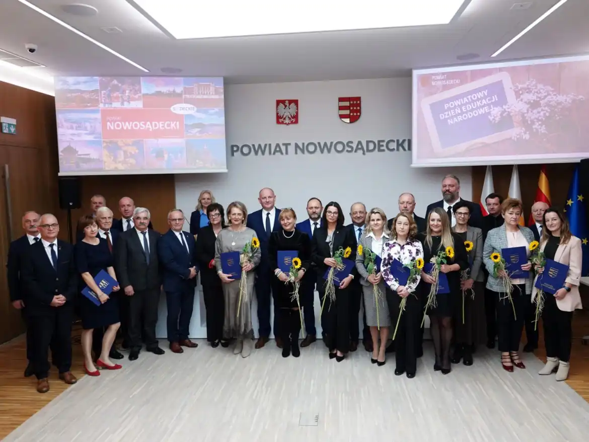 Święto edukacji w Nowym Sączu. Nagrody dla nauczycieli i dyrektorów