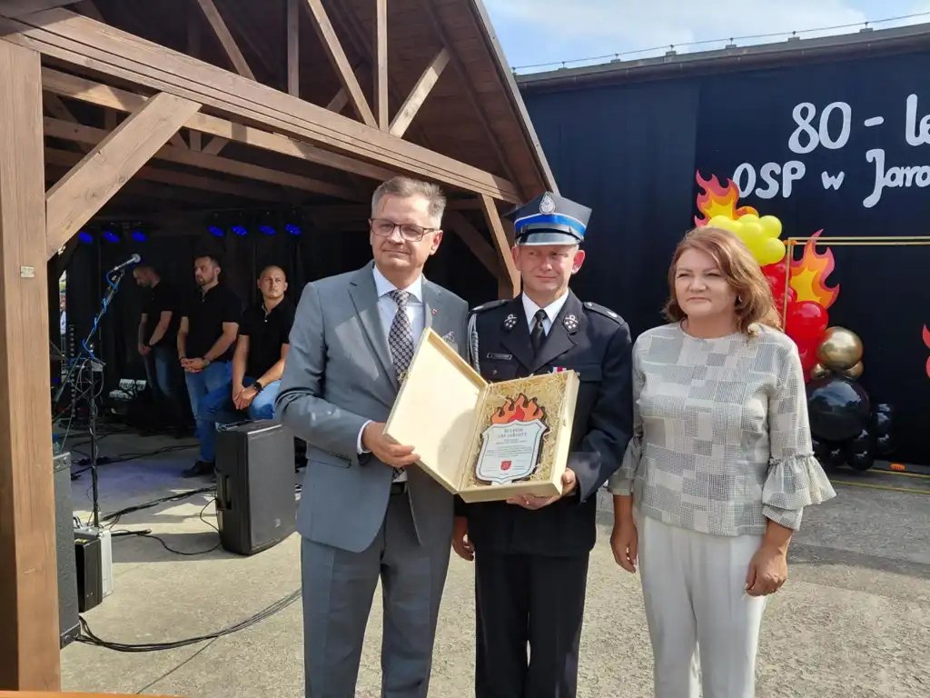 „Bogu na chwałę, ludziom na pożytek”. 80 lat Ochotniczej Straży Pożarnej w Jarostach