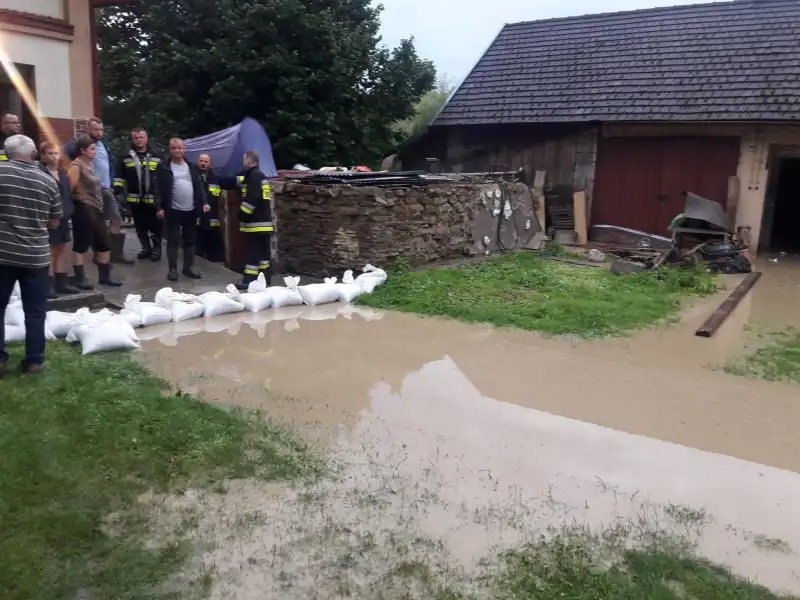 Starostwo Powiatowe w Nowym Sączu uruchomiło całodobowy dyżur dla poszkodowanych
