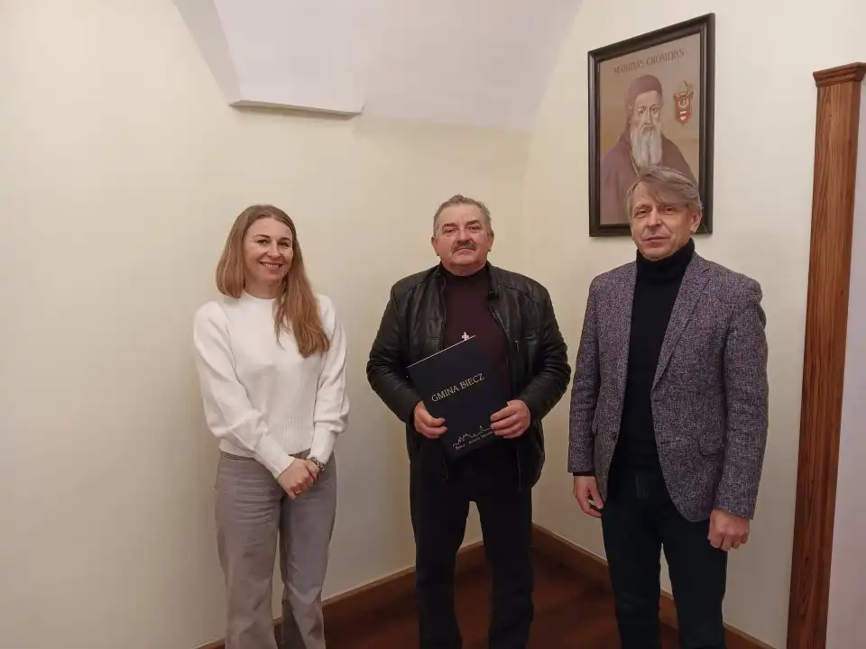 Biecz zyska lepszą infrastrukturę. Podpisano umowę na remont drogi Za Rzeką