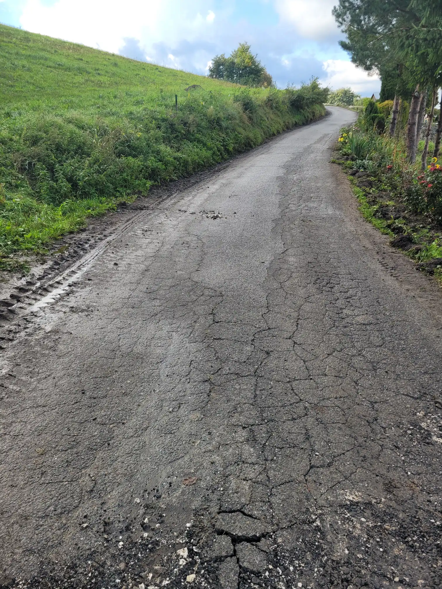 Gmina Łososina Dolna zmodernizuje kolejną drogę