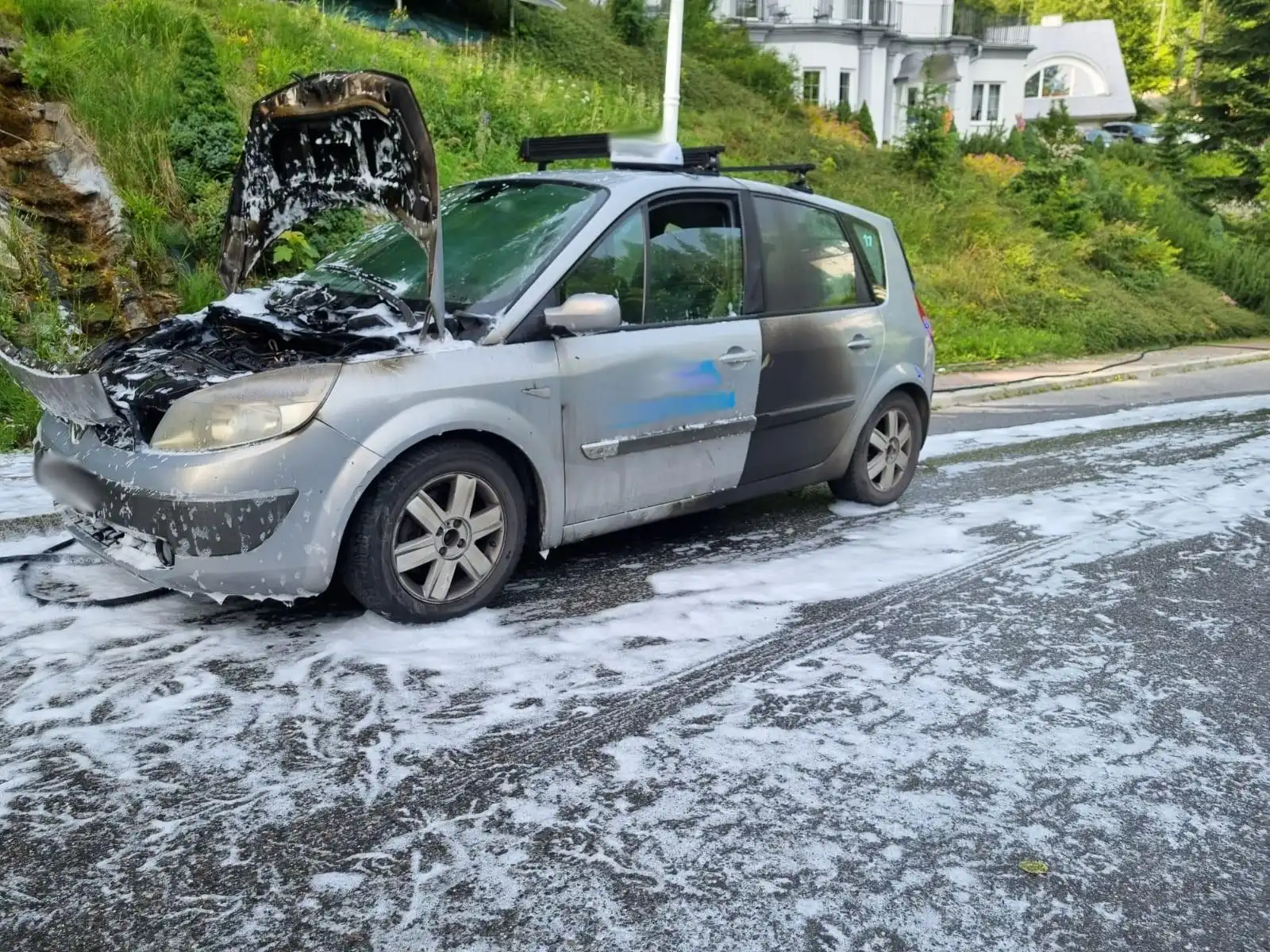 Krynica-Zdrój: Na drodze gminnej płonął samochód osobowy