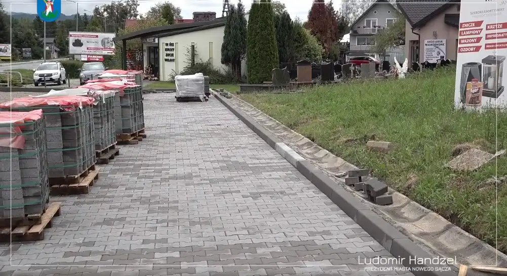 Nowy Sącz: Trwa remont parkingu przy cmentarzu na osiedlu Gołąbkowice - ul. Lwowska