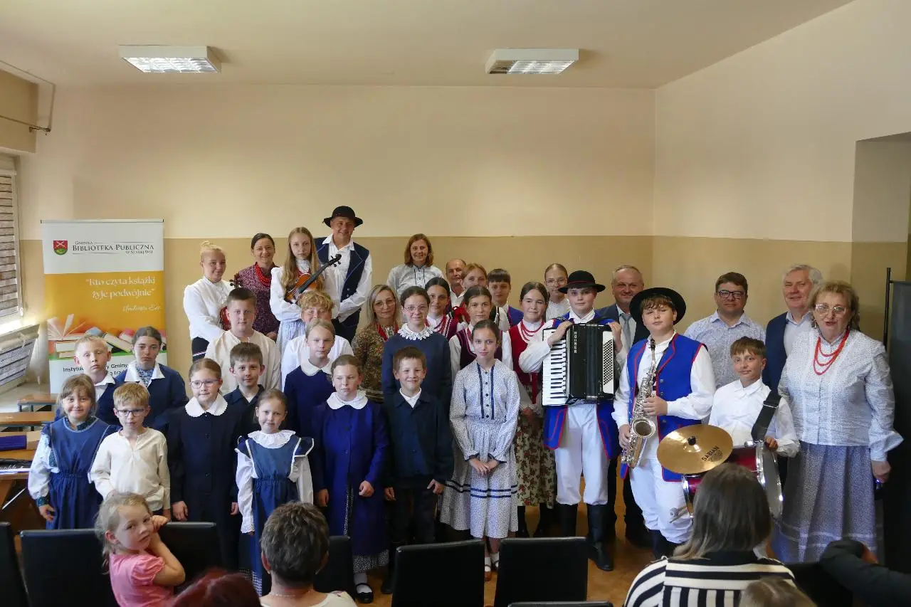 Dzieci zachwyciły publiczność w Pisarzowej. Gwara lachowska zabrzmiała na nowo