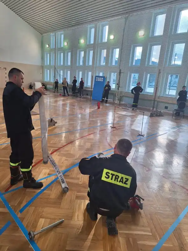 Młodzi strażacy na start! Gminne Halowe Zawody Sportowo-Pożarnicze w Łabowej