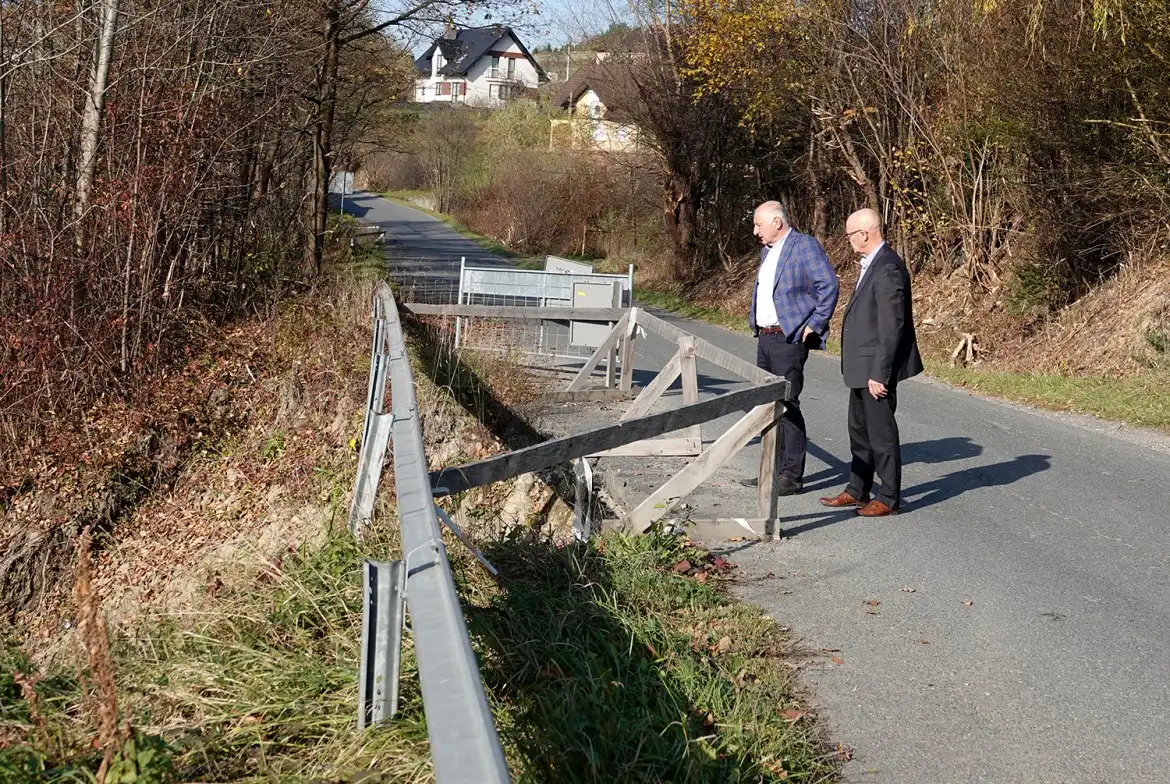 Koniuszowa: wyrwy w drodze zostaną doraźnie zabezpieczone