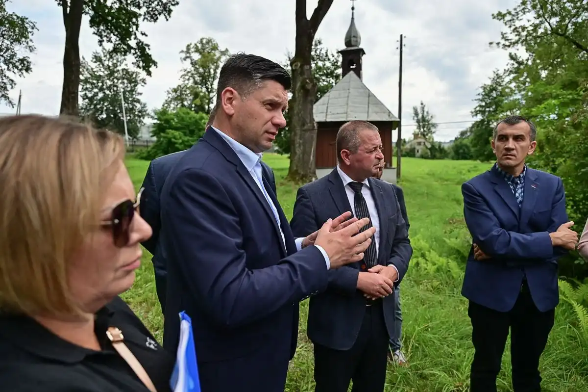 Marszałek Witold Kozłowski z wizytą w Nowym Sączu i Korzennej