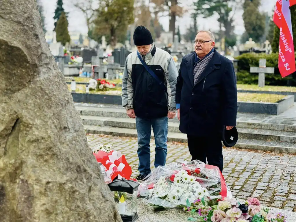 Hołd Bohaterom. Upamiętnienie Armii Krajowej w Nowym Sączu
