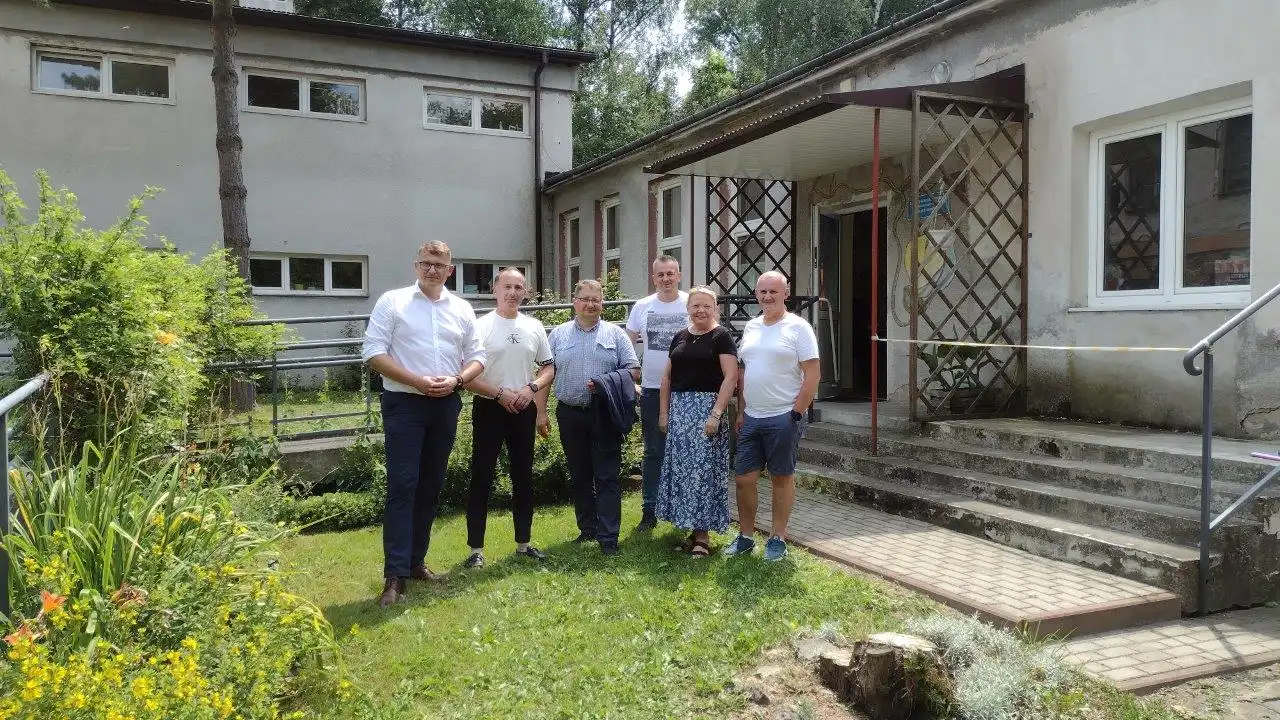 Rozpoczynają się prace remontowe budynku internatu Zespołu Szkół Zawodowych w Bobowej