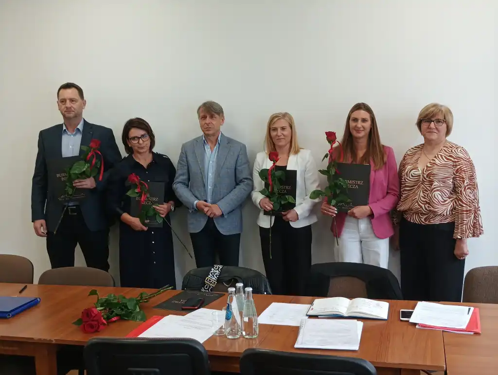 Awans zawodowy nauczycieli i zmiany kadrowe w szkołach Gminy Biecz